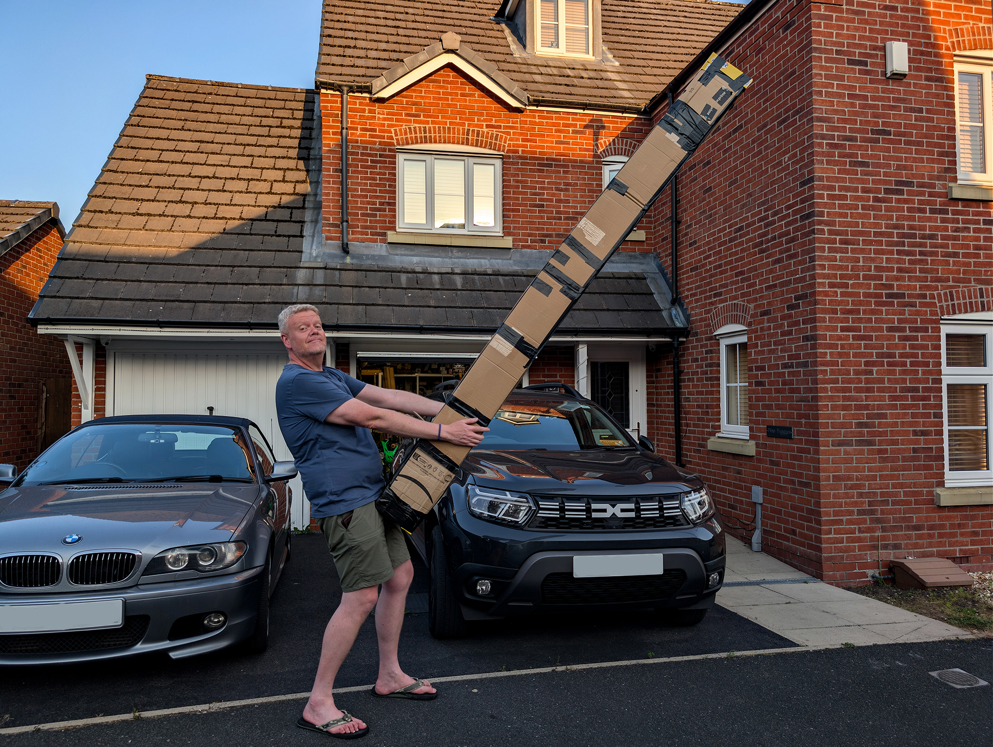Obligatory shot of me holding the eclipse-o-tron 4000